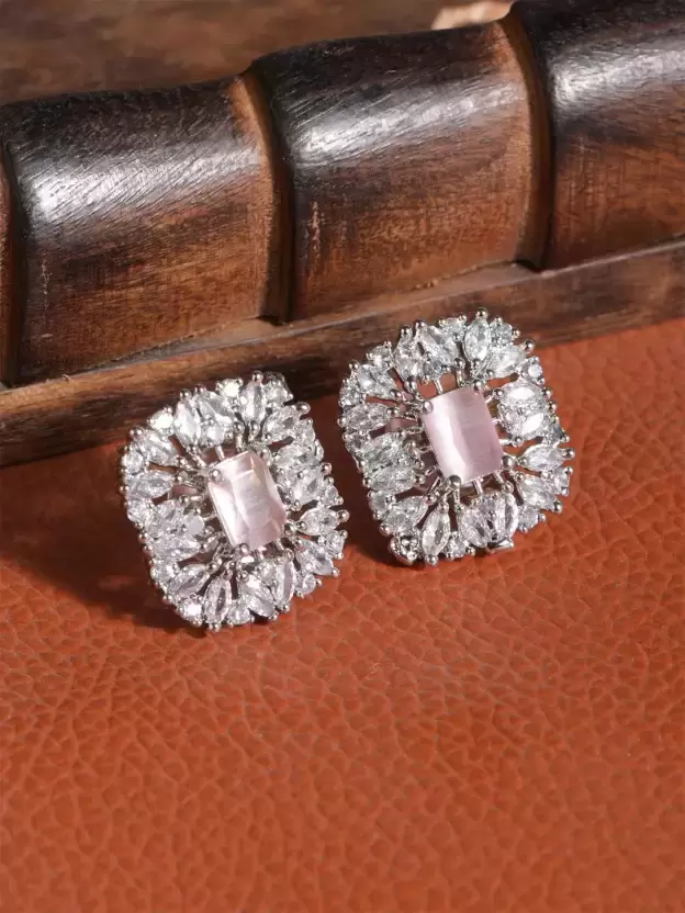 Traditional Crystal Alloy Stud Earring