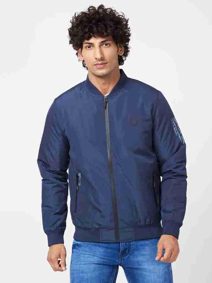 Men’s puffer jacket with sleeve & zipper pocket printed details