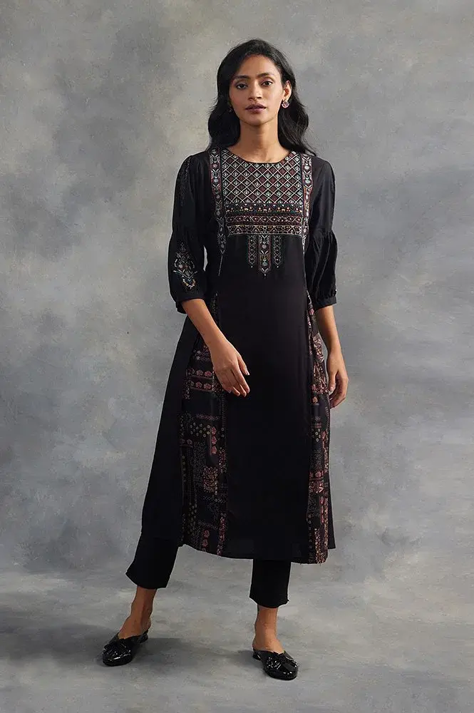 W Black Godget Tunic With Multi-Coloured Embroidery