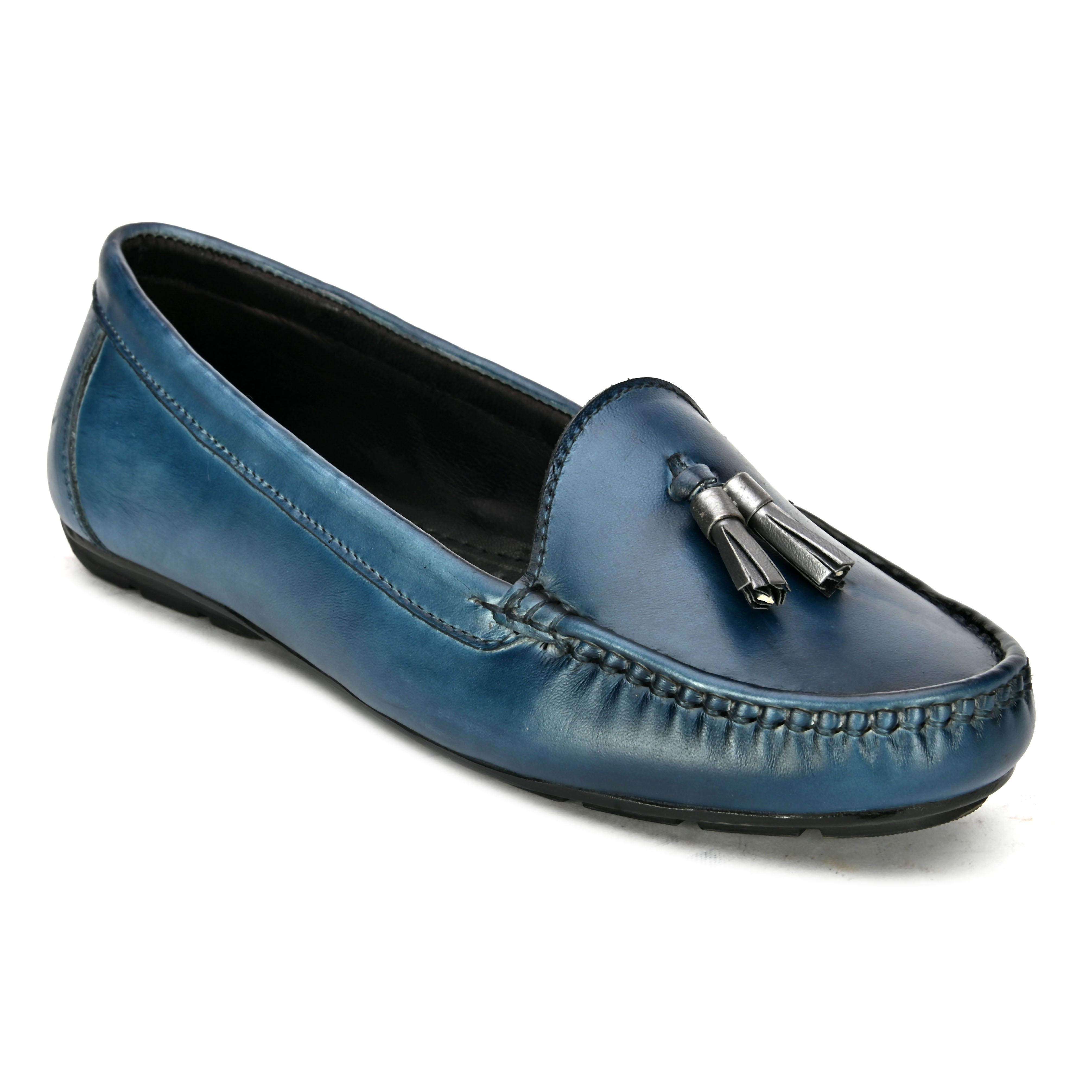 Briskers Solid Tessel Loafers for womens