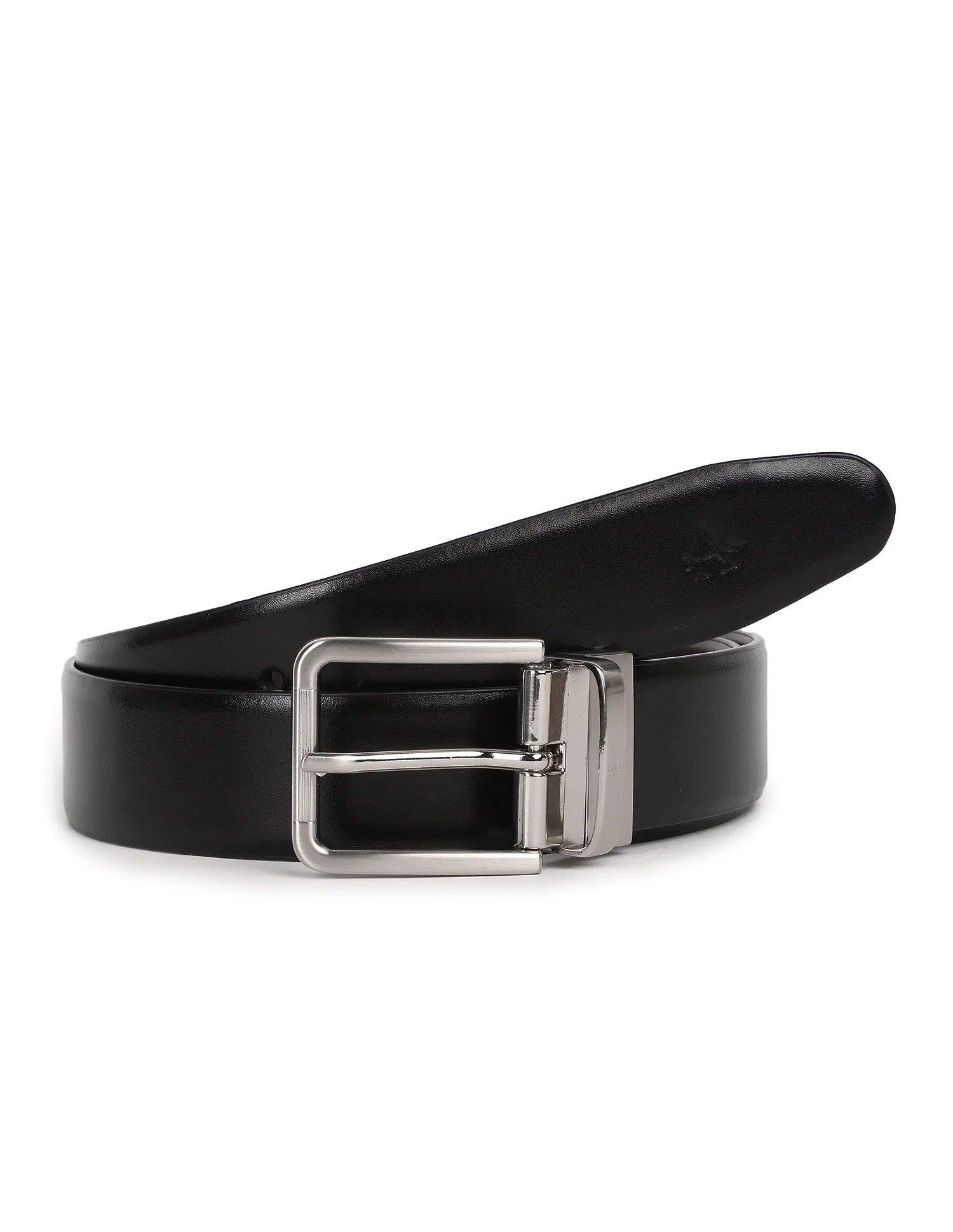 Metallic Buckle Reversible Leather Belt In Black