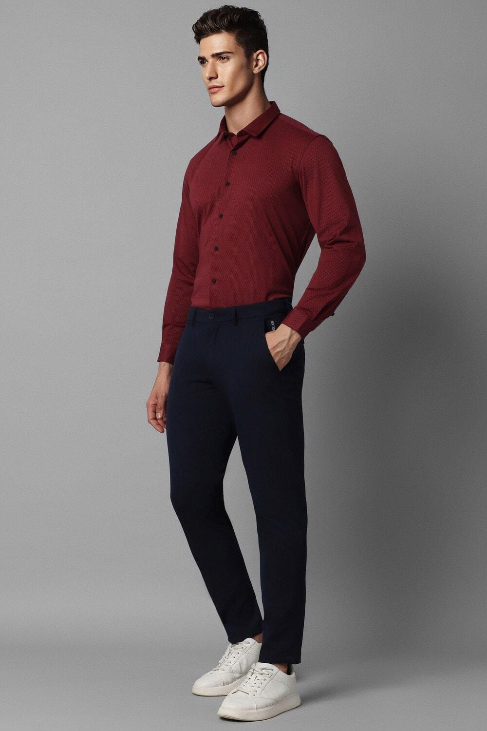 Men Navy Slim Fit Solid Flat Front Casual Trousers